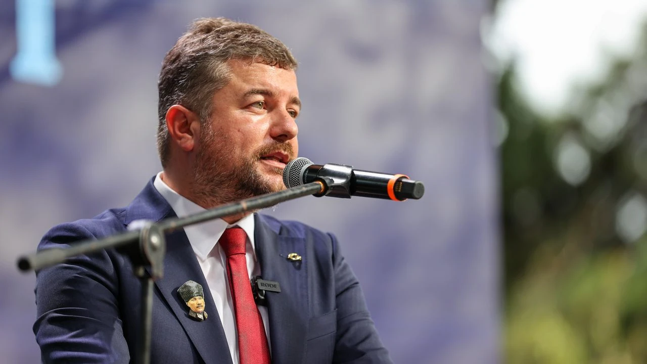 Buca’da maaş krizinde yeni perde… Duman’dan disiplin resti: Politik zemine çekiliyor