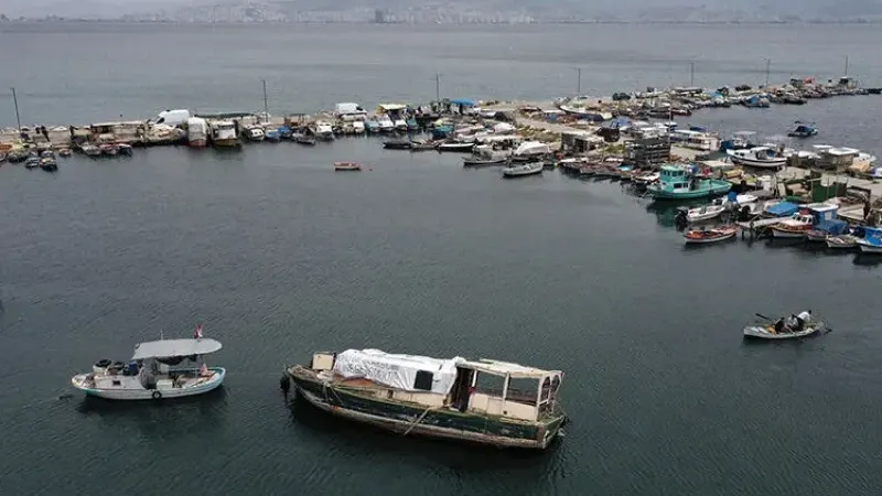Karşıyaka’da kaçak iskele kararı: Tek tek yıkılacaklar!