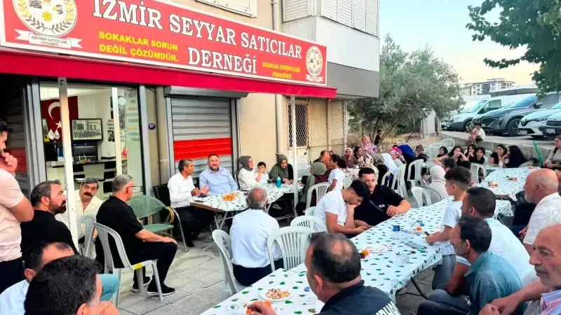 Gümrükçü'den seyyar satıcılara temsil sözü