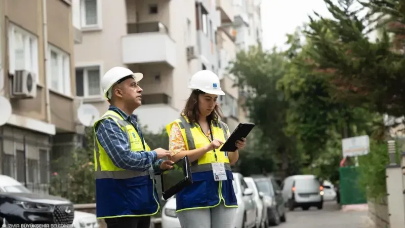 Karşıyaka'da yaklaşık 23 bin bina deprem açısından incelendi