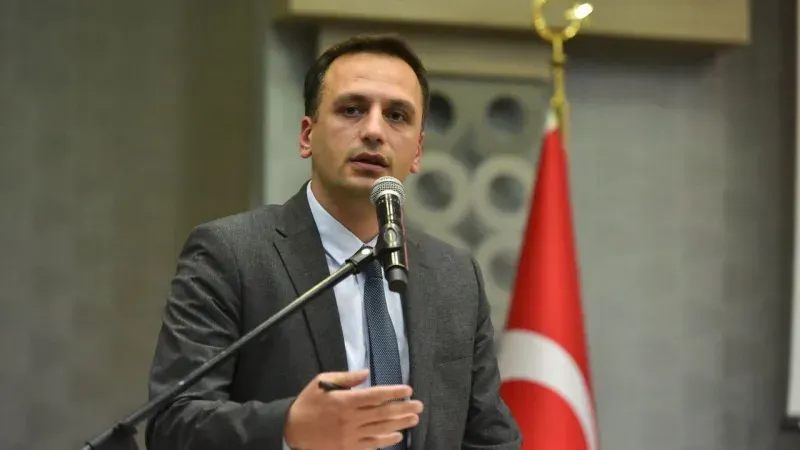 Ömer Eşki: 
