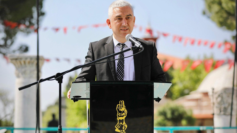 Bergama Belediye Başkanı Tanju Çelik YENİ Parti'ye Geçiyor