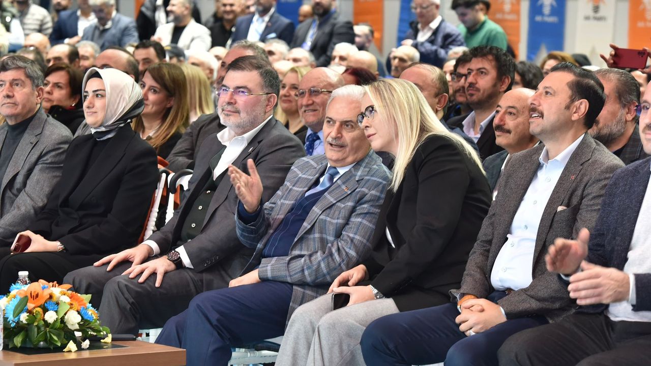 AK Parti İzmir'de iç çekişmeler derinleşiyor: Hamza Dağ ve Kasapoğlu arasındaki gerilim çığ gibi büyüyor