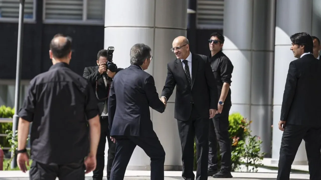 CHP'li Karatepe'den 'Faturayı vatandaşa çıkarmakta ısrarlılar' açıklaması