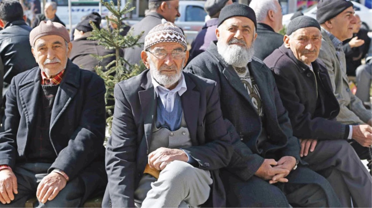 En düşük emekli maaşı 12 bin 500 lira olacak