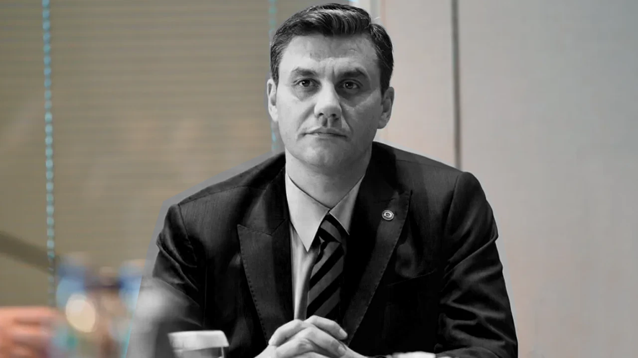 Manisa Büyükşehir Belediye Başkanı Ferdi Zeyrek hayatını kaybetti: Siyaset dünyasından başsağlığı mesajları yağdı