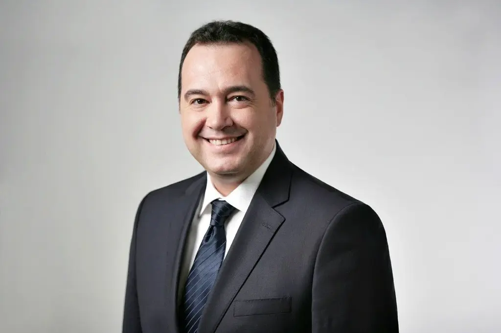 Manisa Büyükşehir Belediye Başkanlığına Besim Dutlulu seçildi!