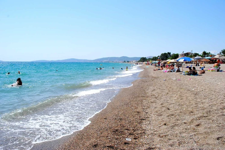 Seferihisar'da su krizi: Plajlardaki duşlar kapatıldı