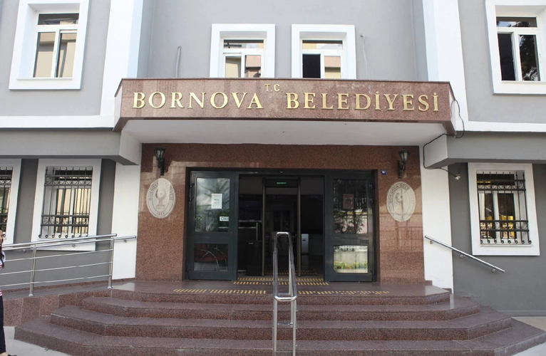 Bornova Belediyesi'nden 919 milyonluk taşınmaz satışı!