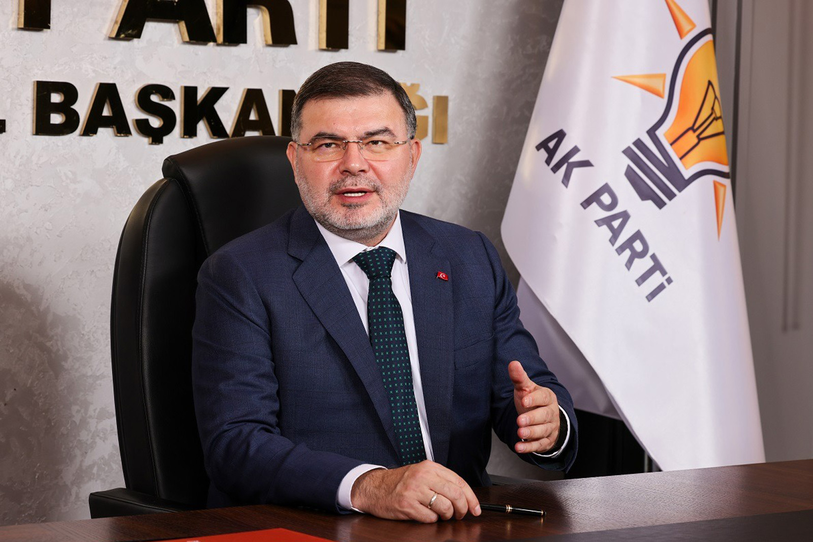 AK Partili Saygılı sert çıktı: “CHP Belediyeciliği İzmir’i çöplüğe çevirdi