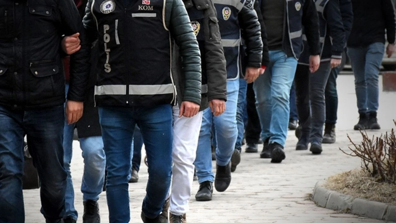 İzmir’de sahte ihracatla vergi vurgunu: 135 milyon TL’lik kamu zararı