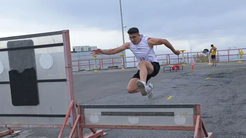 İzmir’de Zabıta Alımı İçin Adaylar Sınavda Ter Döktü