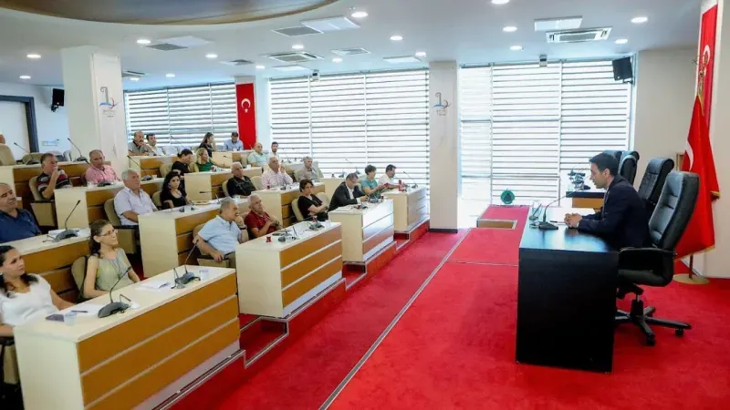 Bayraklı Belediyesi’nin 4,5 milyarlık bütçesi oy çokluğuyla kabul edildi