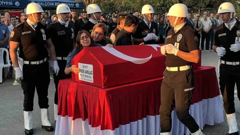 İzmir, Şehidini Uğurladı: Polis Memuru Ömer Amilağ Son Yolculuğuna Uğurlandı