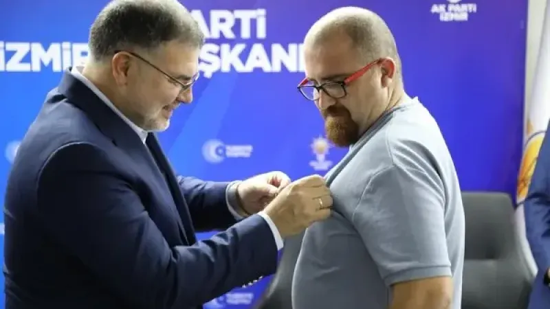 CHP'den istifa edip AK Parti'ye geçtiler