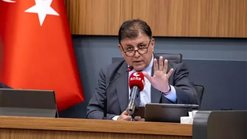 Karşıyaka’daki maaş krizine ilişkin tartışma: Tugay’dan açıklama