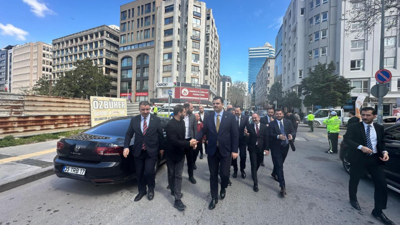 AK Parti Konak İlçe Başkanı Mehmet Sait Başdaş’tan açılışta birlik mesajı: “Birlikte güçlüyüz”