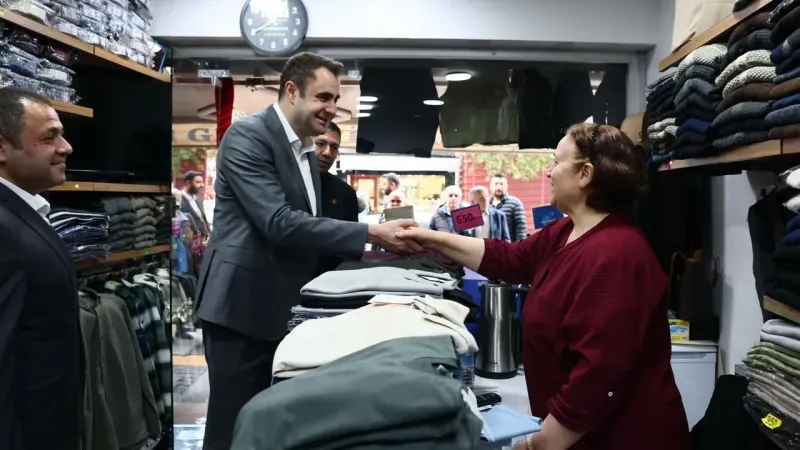 CHP İzmir İl Başkanı Güç Balçova’da Saha Çalışması Yaptı