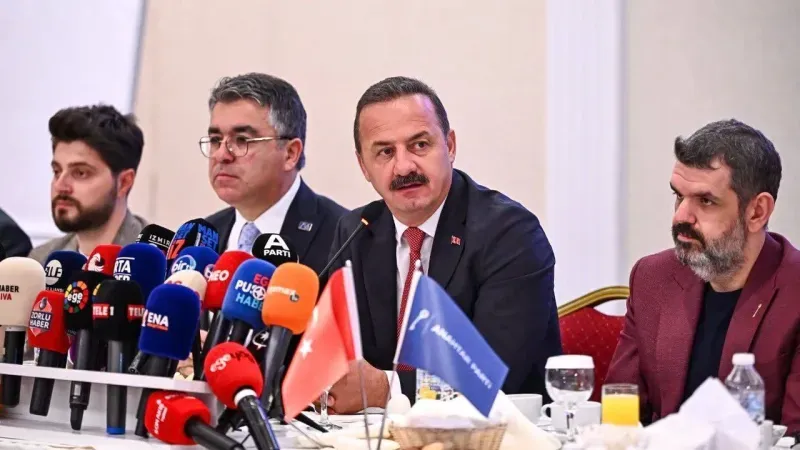 Ağıralioğlu İzmir’den Seçim Mesajı Verdi