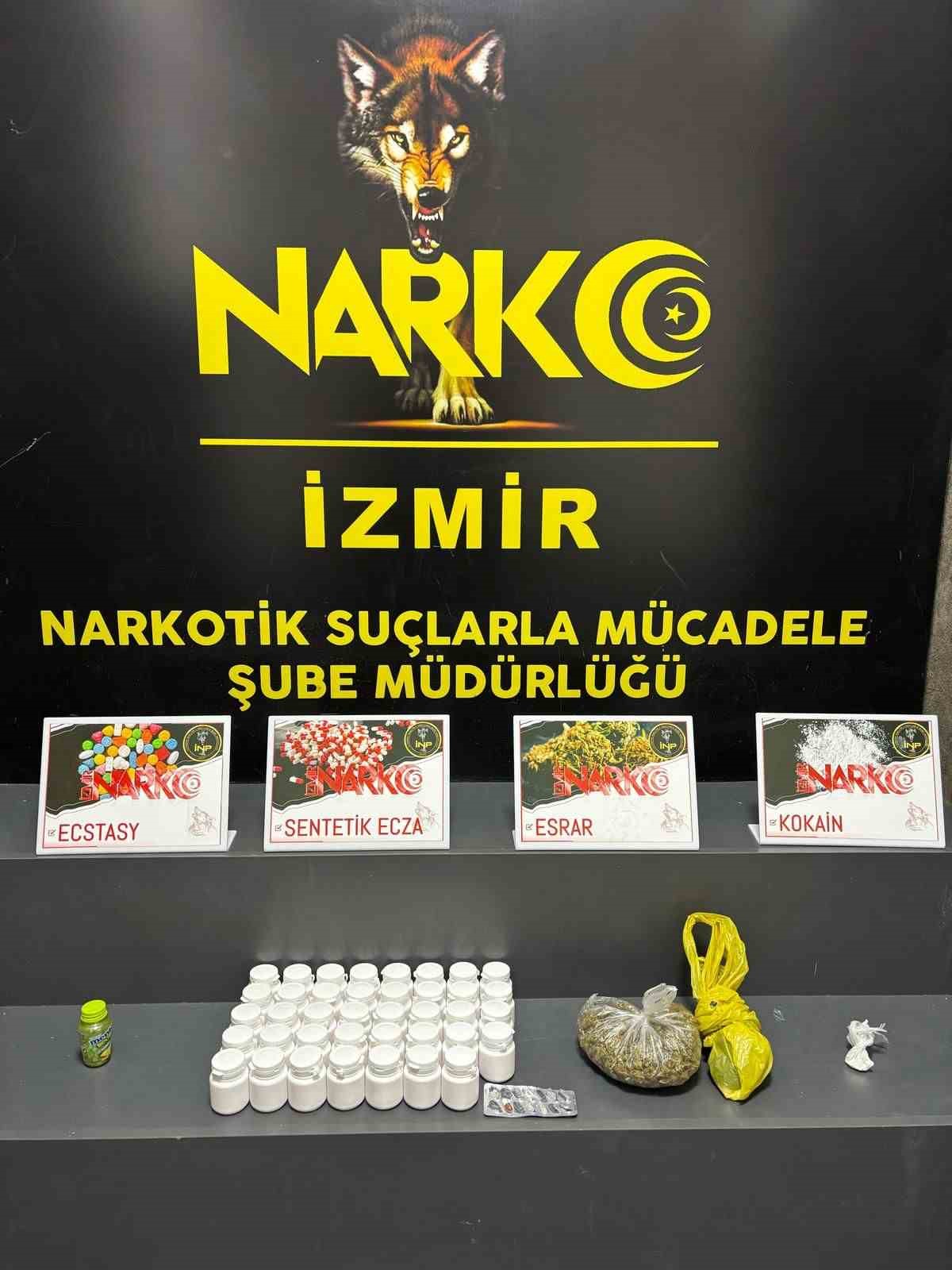 İzmir’de uyuşturucu tacirlerine baskın: 2 tutuklama