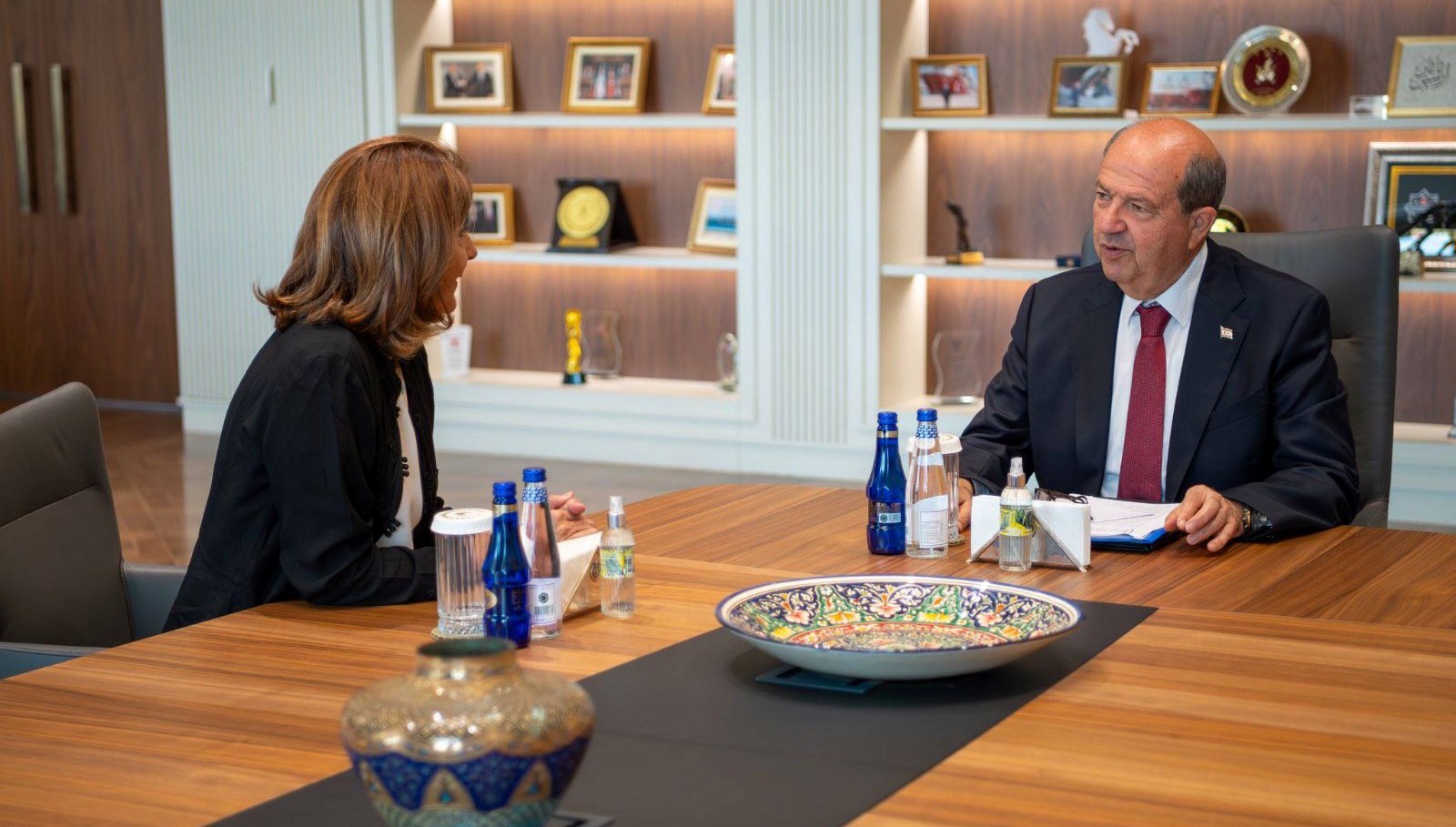 KKTC Cumhurbaşkanı Tatar, BM Temsilcisi Holguin ile görüştü