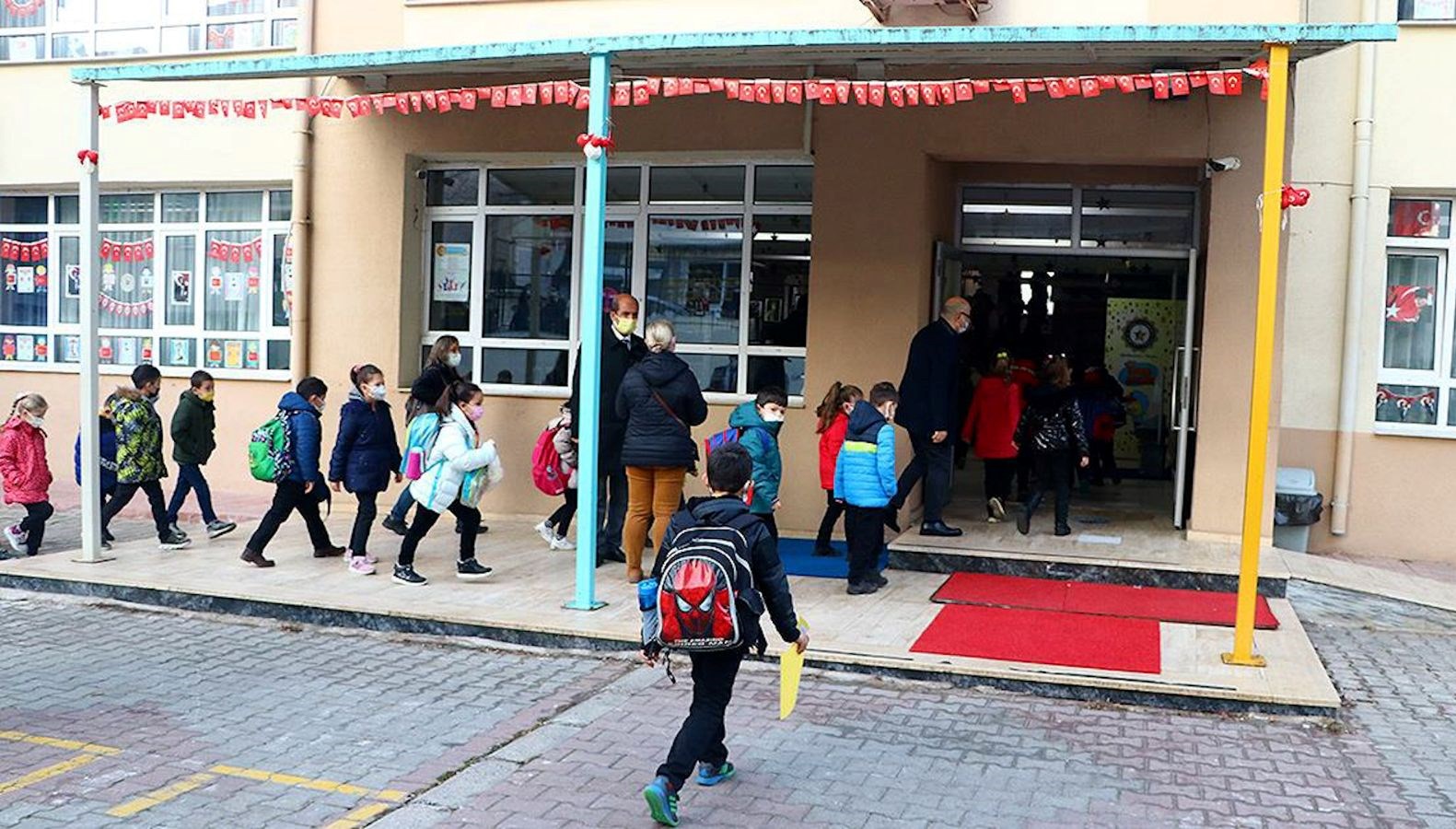 Okullarda ikinci ara tatil ne zaman bitecek? Nisan tatili bitiş tarihi