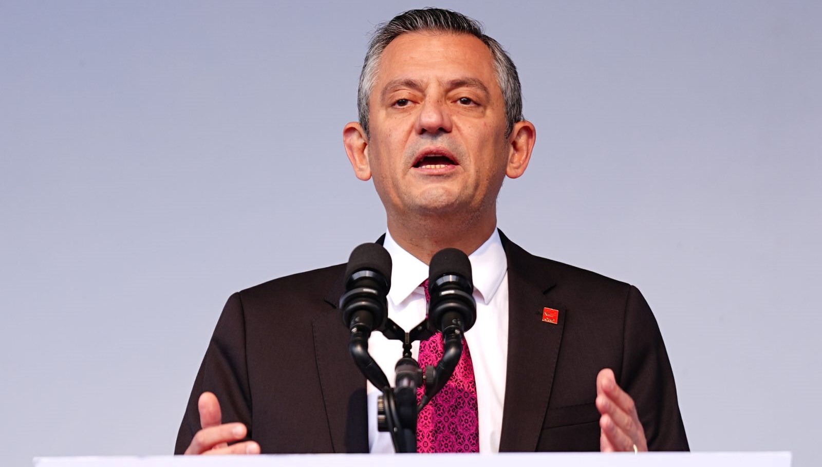 Özgür Özel'den Sinan Ateş paylaşımı